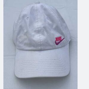 Nike heritage 86 sportswear baseball cap